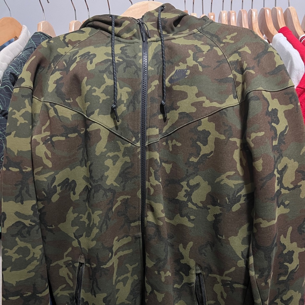 Nike Camo Tech Fleece zip up